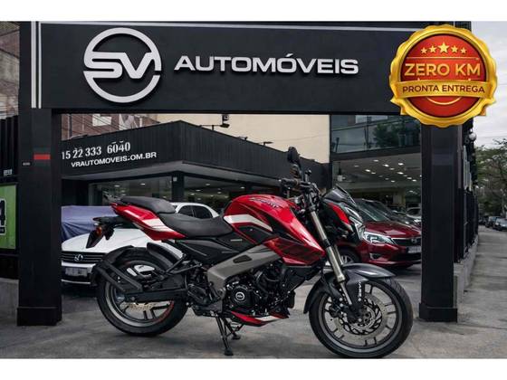 BAJAJ DOMINAR 200 